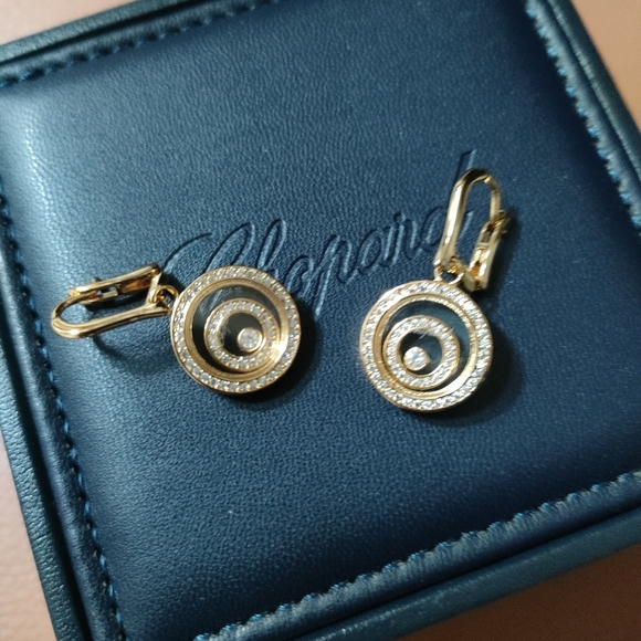 Chopard 18k Gold Earrings - Picture 4 of 6
